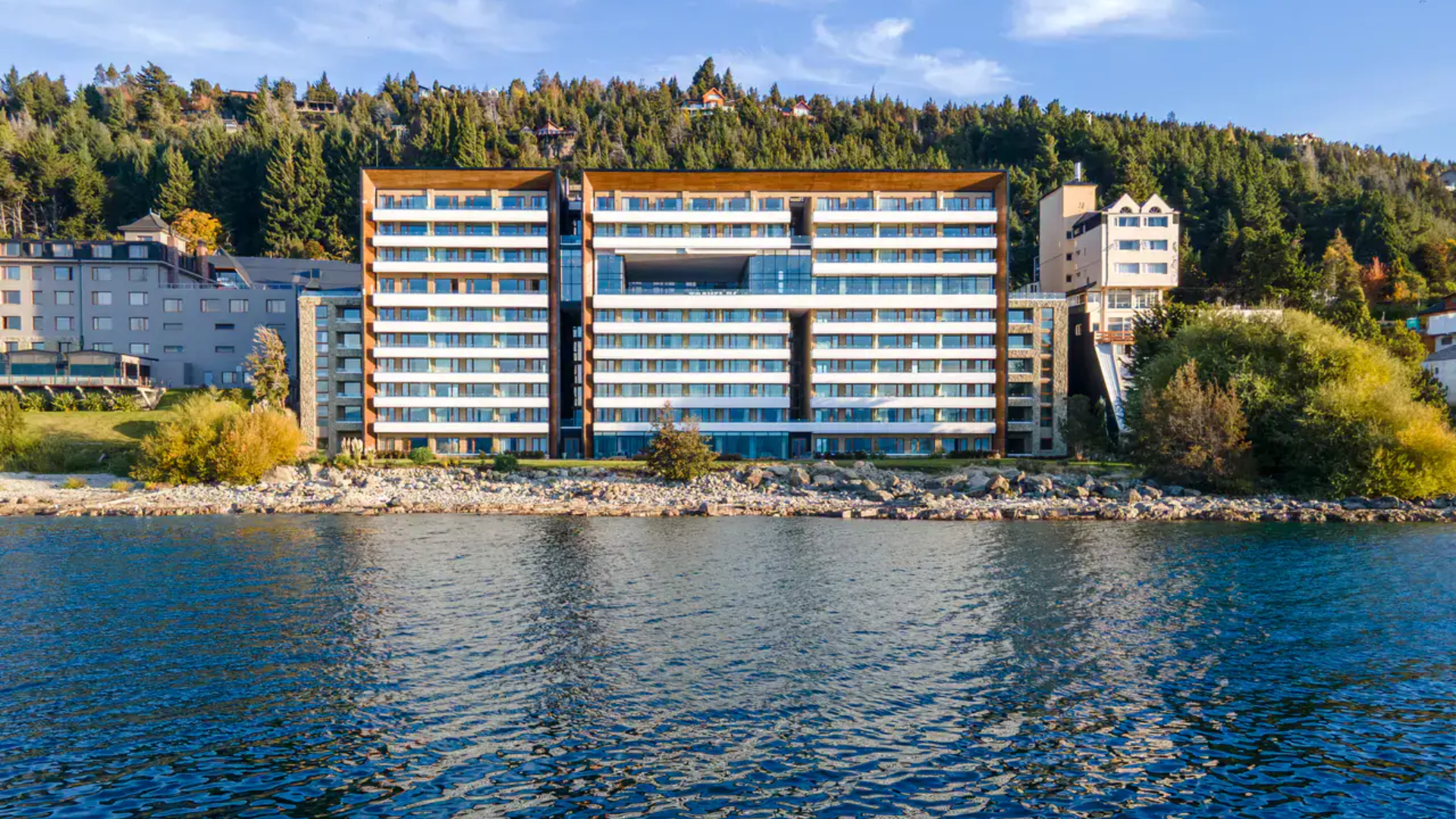 Radisson Blu Bariloche chega à Argentina com luxo e personalidade 