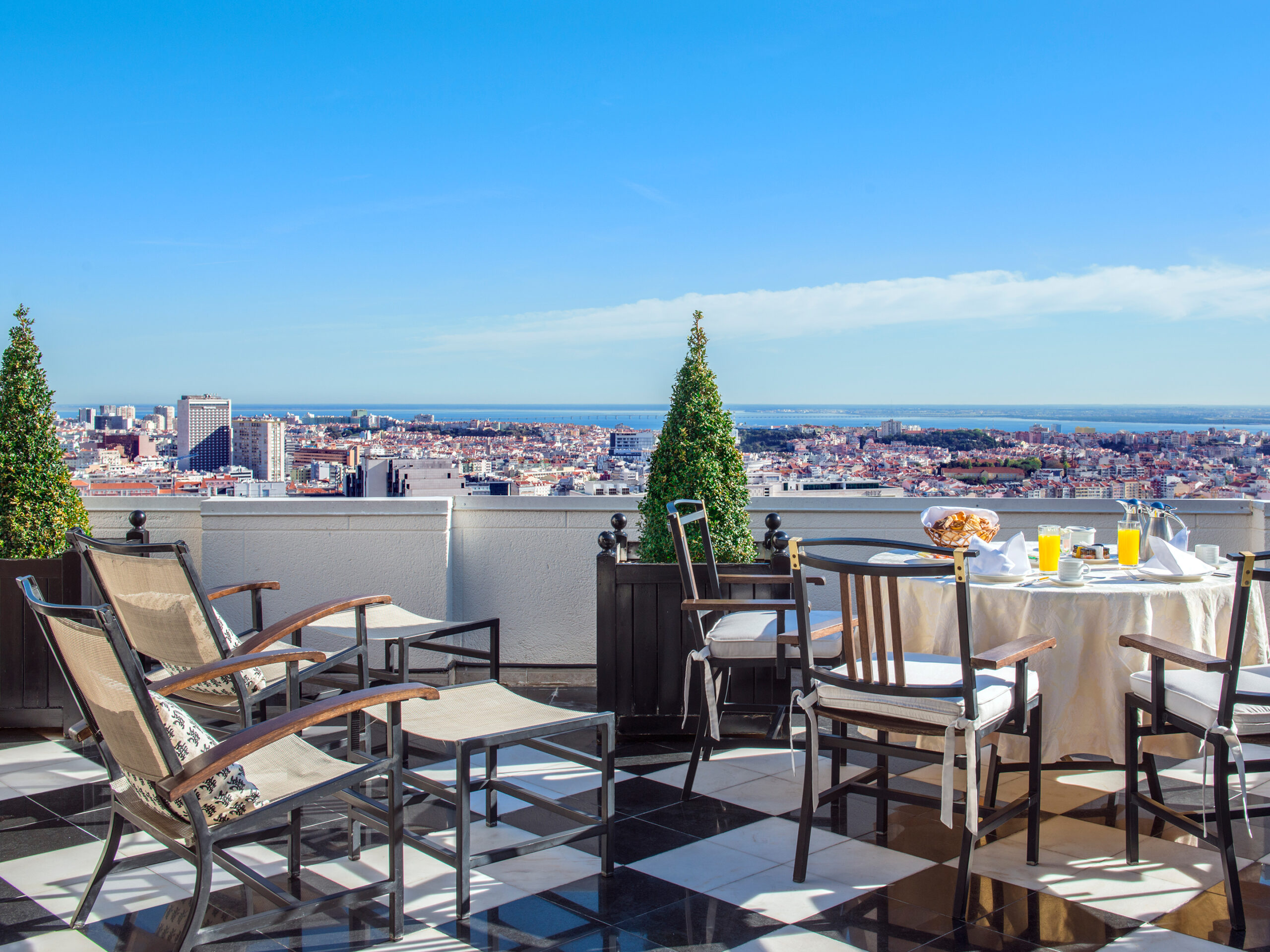Experience Lisbon like never before: Dom Pedro Lisboa & El Corte Inglés