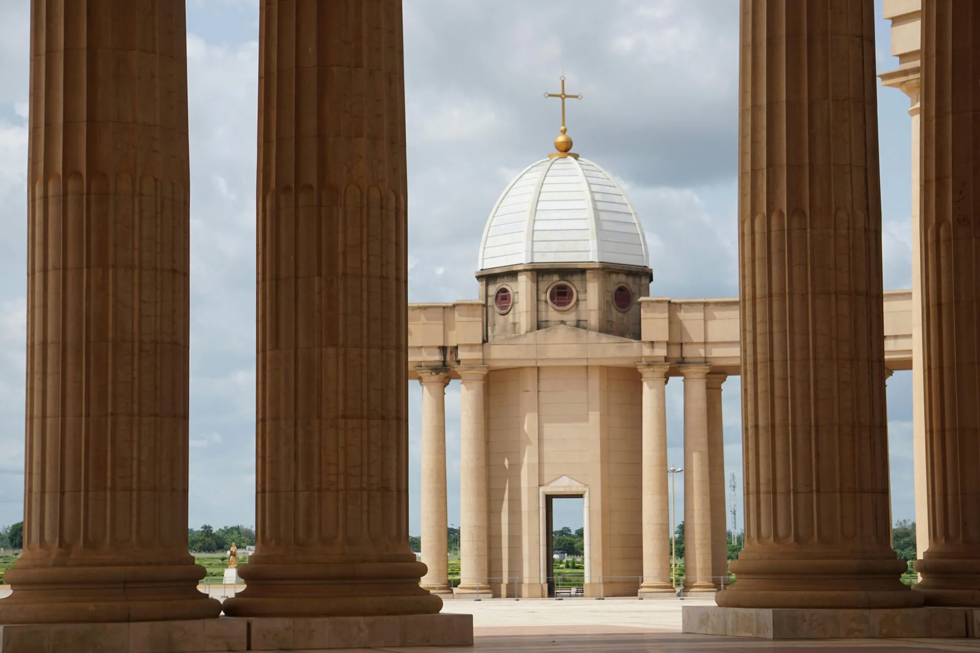 Costa do Marfim visita o Salão do Turismo em São Paulo e cria conexões importantes com os Estados Brasileiros